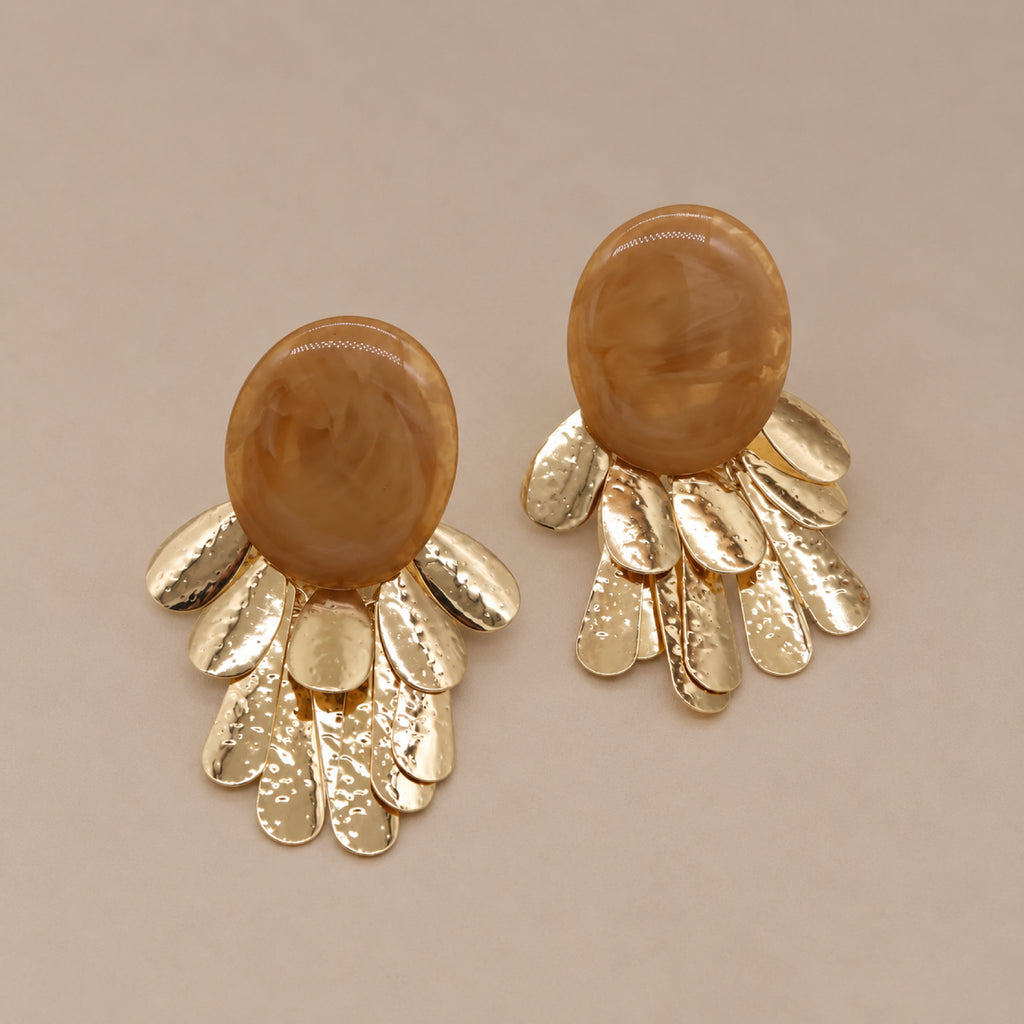 Boucles d'oreilles beige dorée