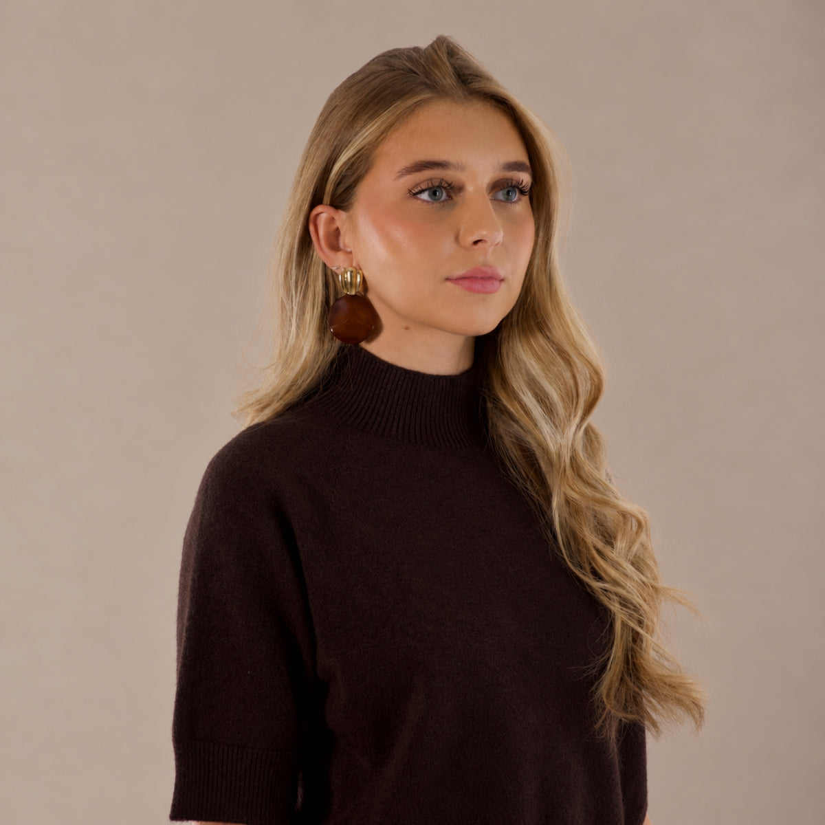 Pull col montant
